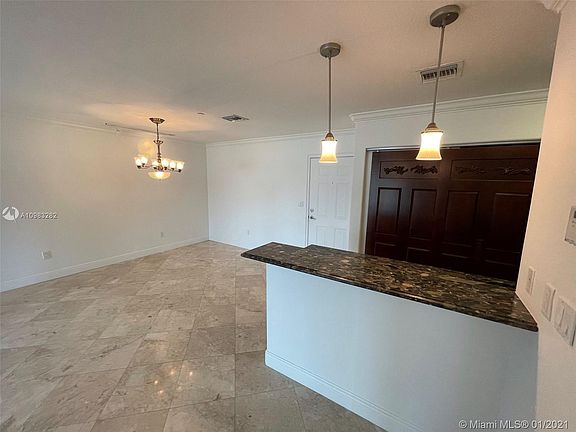 5th image of 2201 Mariner Dr APT 311
