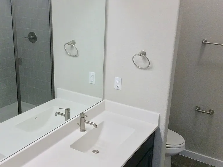 223 Hidden Springs Dr — Photo 6