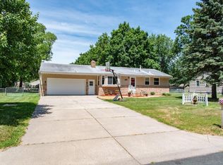 7300 Cartisian Ave N, Brooklyn Park, MN 55428