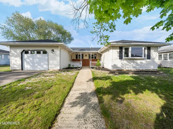 20 Tivoli Street, Toms River, NJ 08757