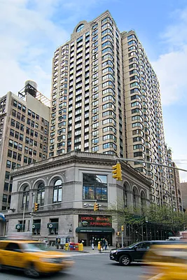 Rented by Compass | media 21