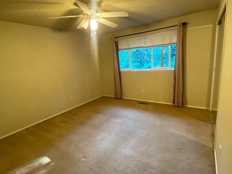 1452 Rainier Dr #1 — Photo 6