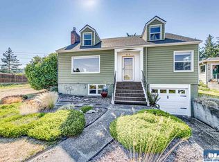 424 E 12th St, Port Angeles, WA