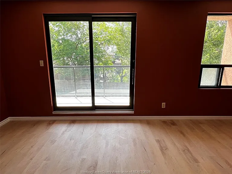 3875 Tecumseh Rd E #3 — Photo 6