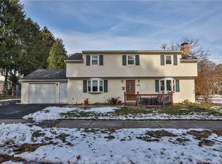 47 Walnut Park, Rochester, NY 14622