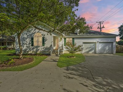 845 Fort Johnson Rd, Charleston, SC, 29412