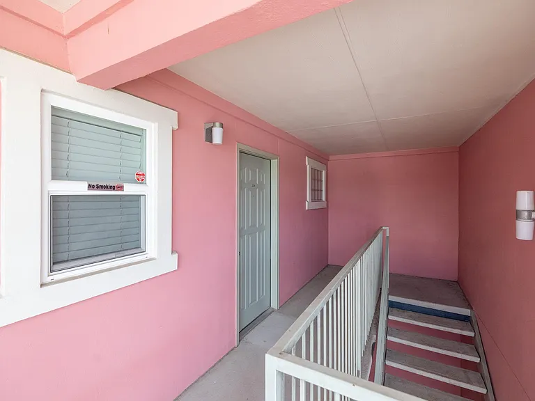 1422 Collier St #206 — Photo 16