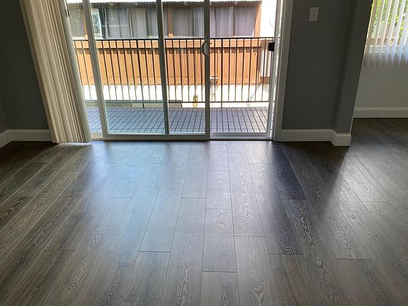 3rd image of 1440 Gordon St #4