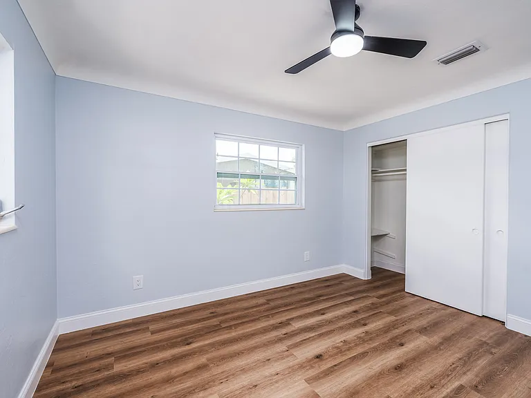 3372 Webber St — Photo 13