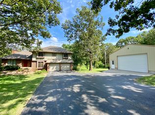 4036 Highway D, Bolivar, MO 65613