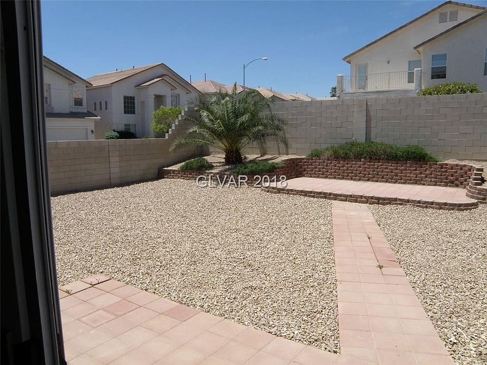 2nd image of 8101 Ivy Hollow Ct