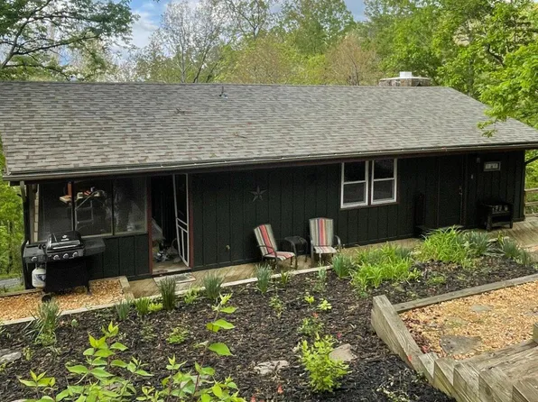 187 Mountainview Dr, Luray, VA 22835