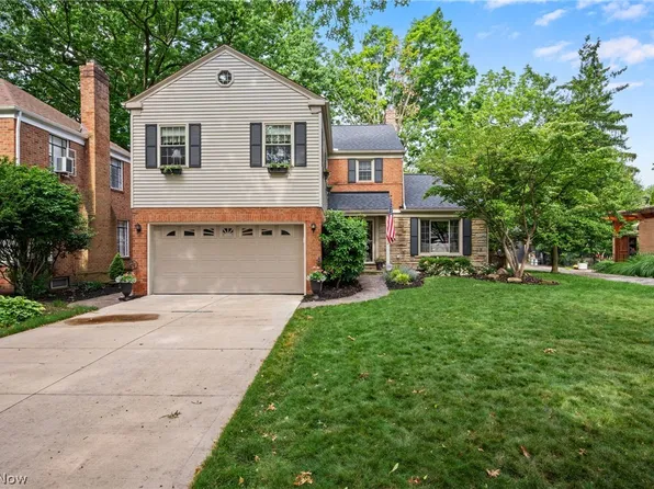 3202 W 165th St, Cleveland, OH 44111