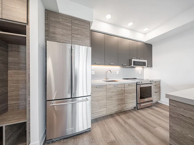 484 Spadina Ave #709 — Photo 8