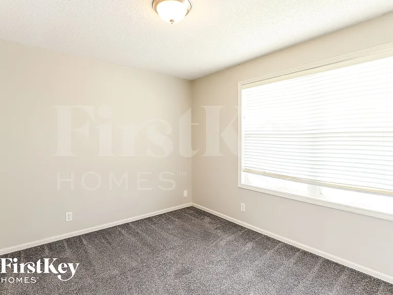 21240 W 119th Ter — Photo 15