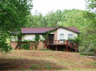 131 Melrose Dr, Rose Hill, VA 24281