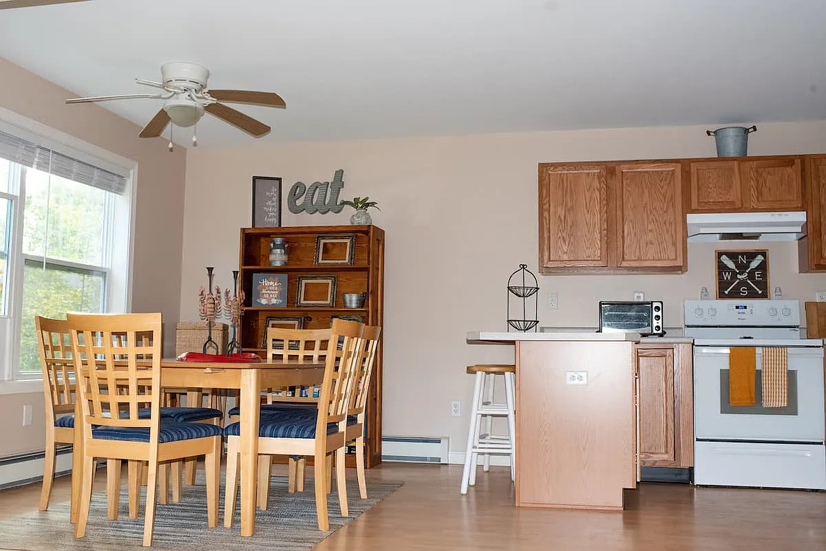 2 bed, 1344 sqft, $2,100 — Photo 4