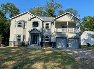 6 Serviss Ave, East Brunswick, NJ 08816