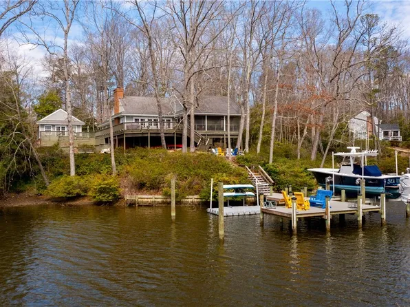 593 Glebe Rd, Irvington, VA 22480