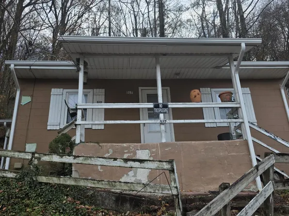 517 Cherry St, La Follette, TN 37766