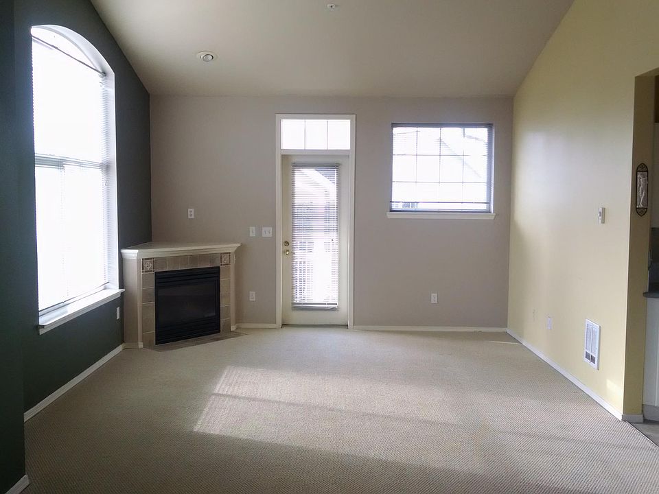 1st image of 16125 Juanita Woodinville Way NE Unit 2414