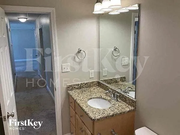 284 Southcircle Dr NW — Photo 12