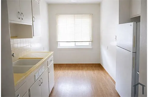 610 W Hammond Ave #614 Photo 1