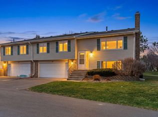 8361 W 100th St, Bloomington, MN 55438