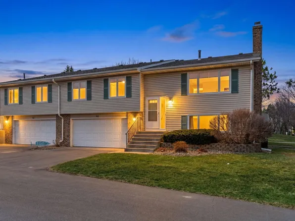 8361 W 100th St, Bloomington, MN 55438