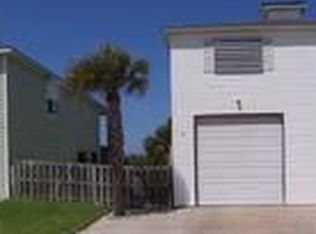 220 W Ave F APT 1A, Port Aransas, TX 78373