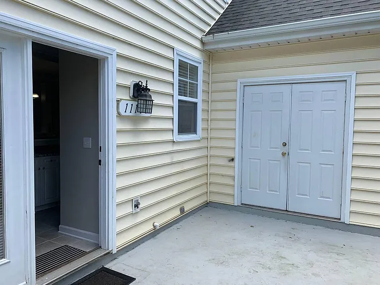 11119 Dundarrach Ln — Photo 17