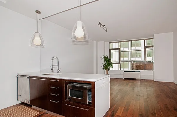 Sold by Nest Seekers International | media 5