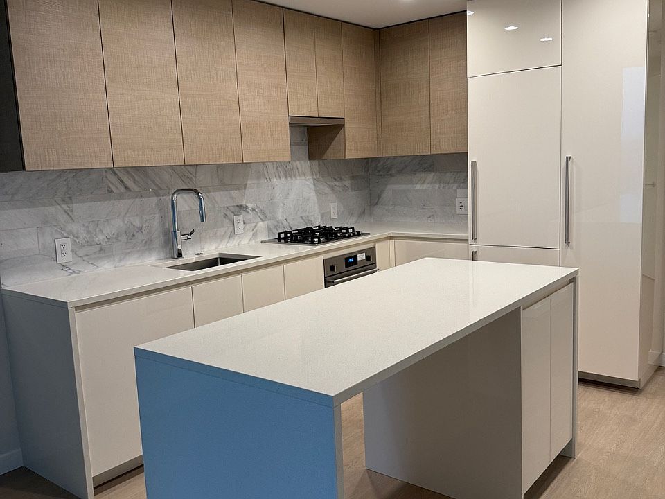 1st image of 4168 Lougheed Hwy #1804