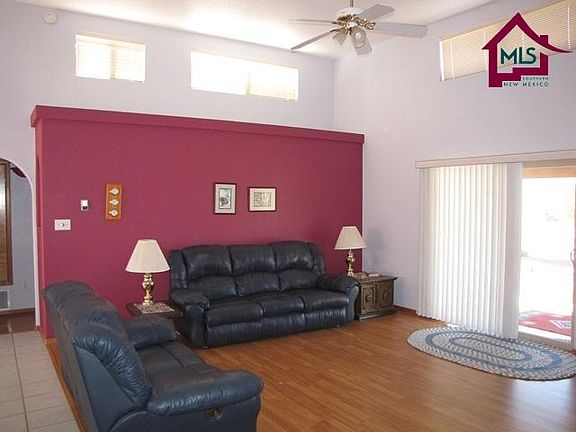 2nd image of 3901 Wild Hollow Ct