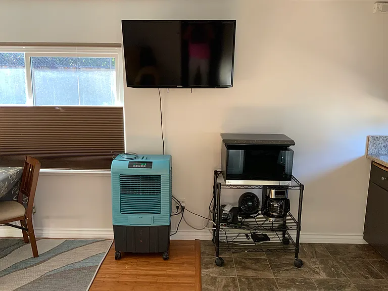 207 Rainbow Ln — Photo 8