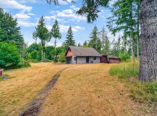353 E Agate Loop Rd, Shelton, WA 98584