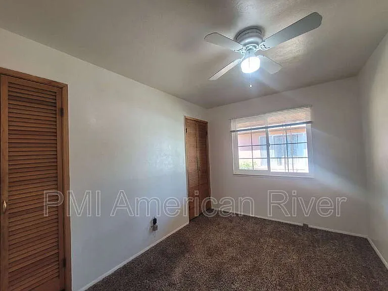 625 Elizabeth St — Photo 7