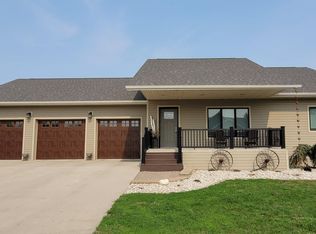 1485 S 9th Ave, Sheldon, IA 51201
