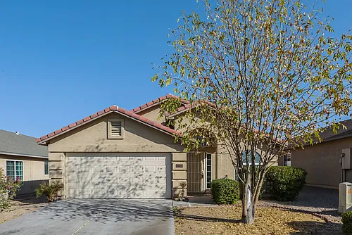 2718 W Pecan Rd Photo 1
