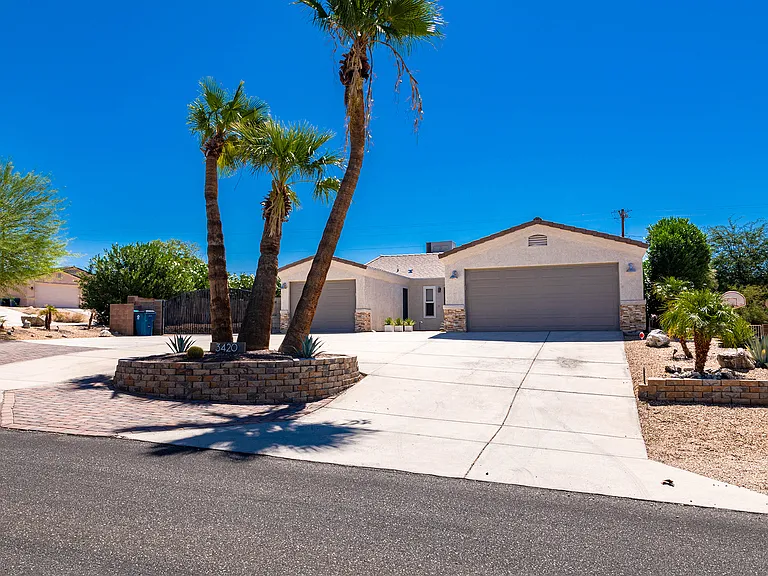 3420 Sheik Dr — Photo 69