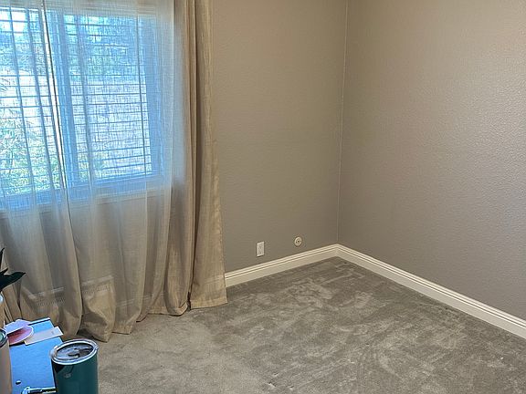 5th image of 725 Auburn Pl APT 209