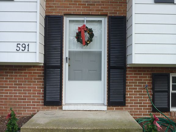 3rd image of 591 West Dr