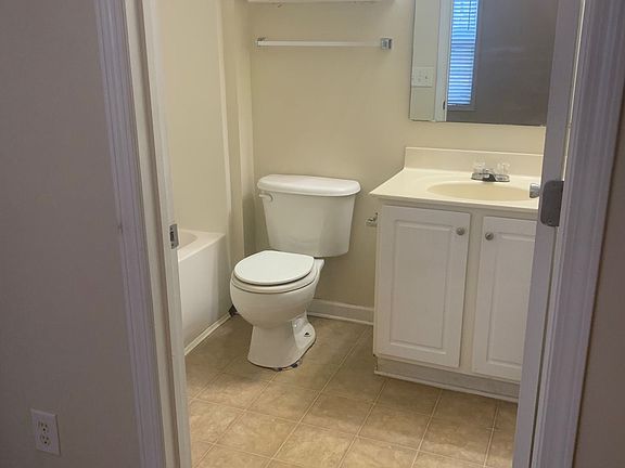 5th image of 3210 Sperry Branch Way APT C