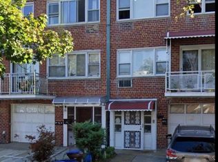 6111 185th St, Fresh Meadows, NY 11365