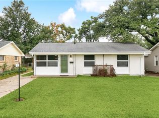 420 Moss Ln, River Ridge, LA 70123