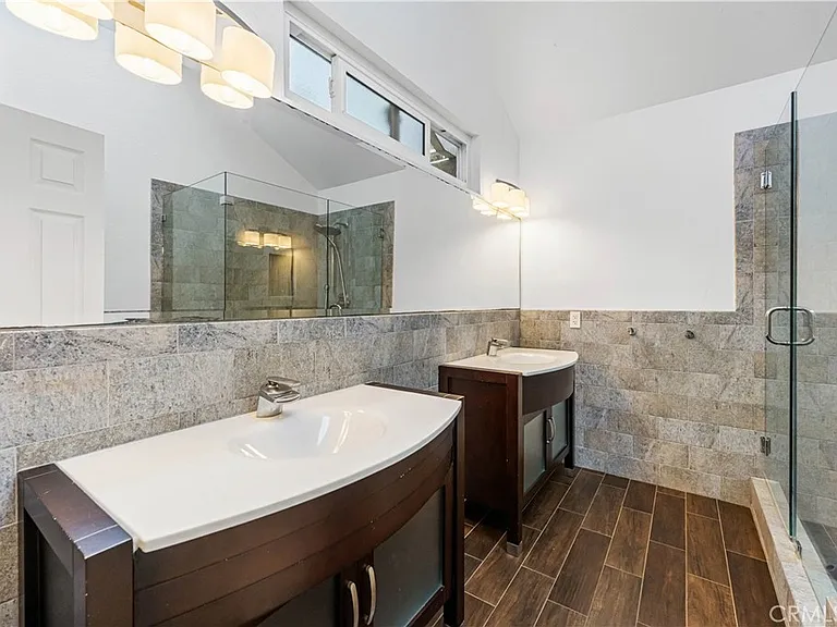 3437 Wimbledon Way — Photo 24