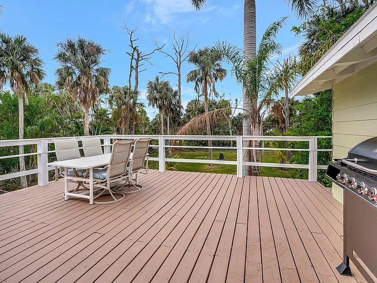 16360 N Oleander Dr — Photo 26