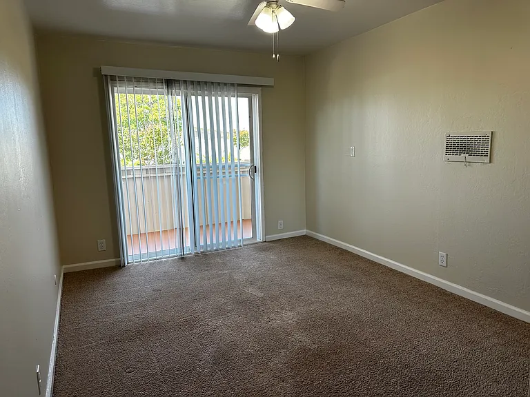 3282 Saint Ignatius Pl #1 — Photo 29