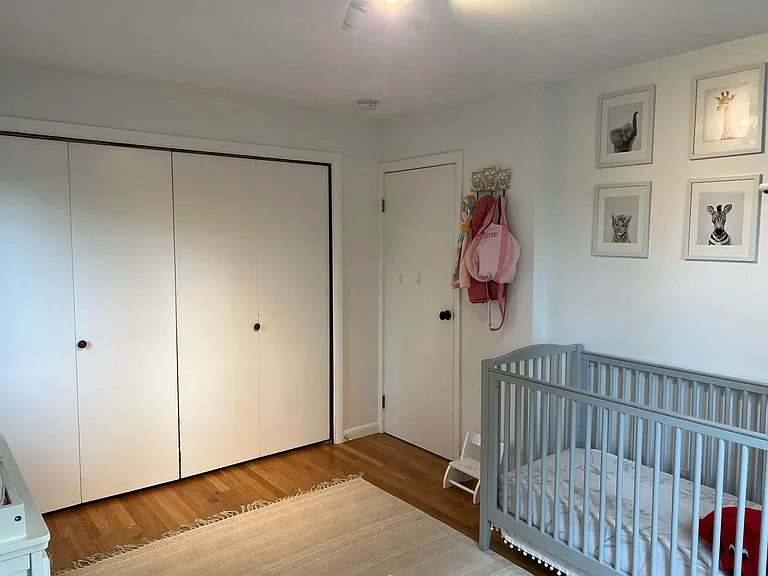 77 Myrtle Blvd — Photo 22