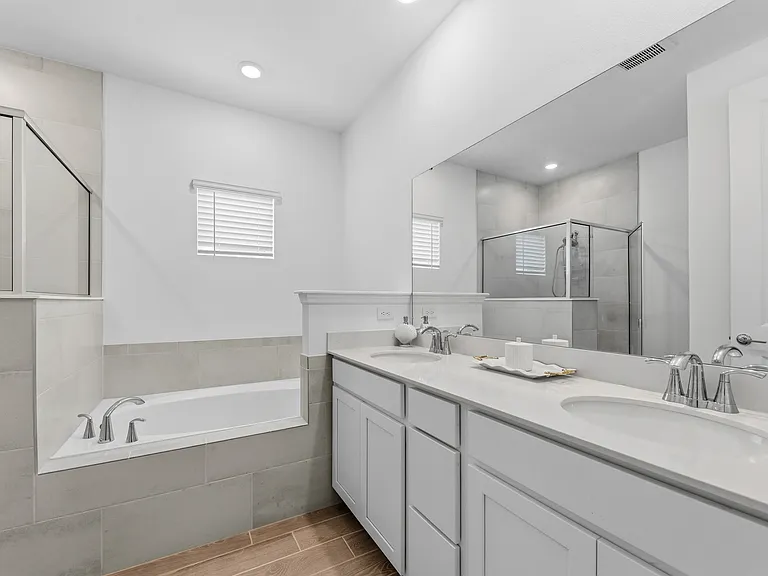 479 Kingbird Dr — Photo 16
